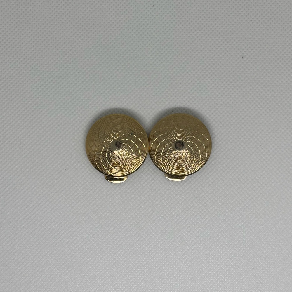 Vintage Gold Clip on Earrings